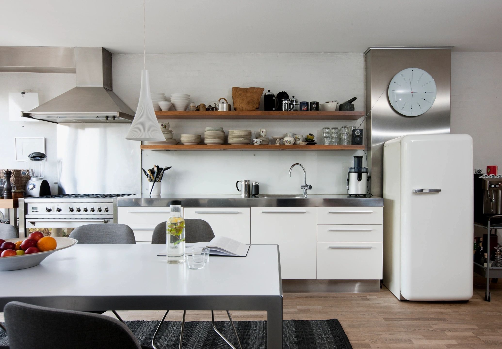 airbnb furnishings list - Kitchen